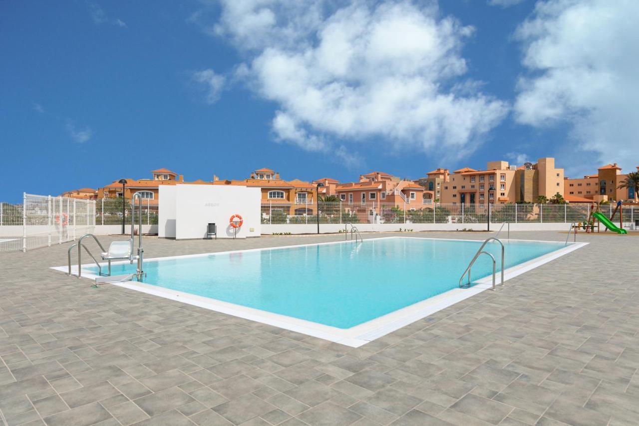 Homeforguest Flat With Large Terrace In Modern Residential Complex With Swimming Pool Caleta De Fuste Kültér fotó