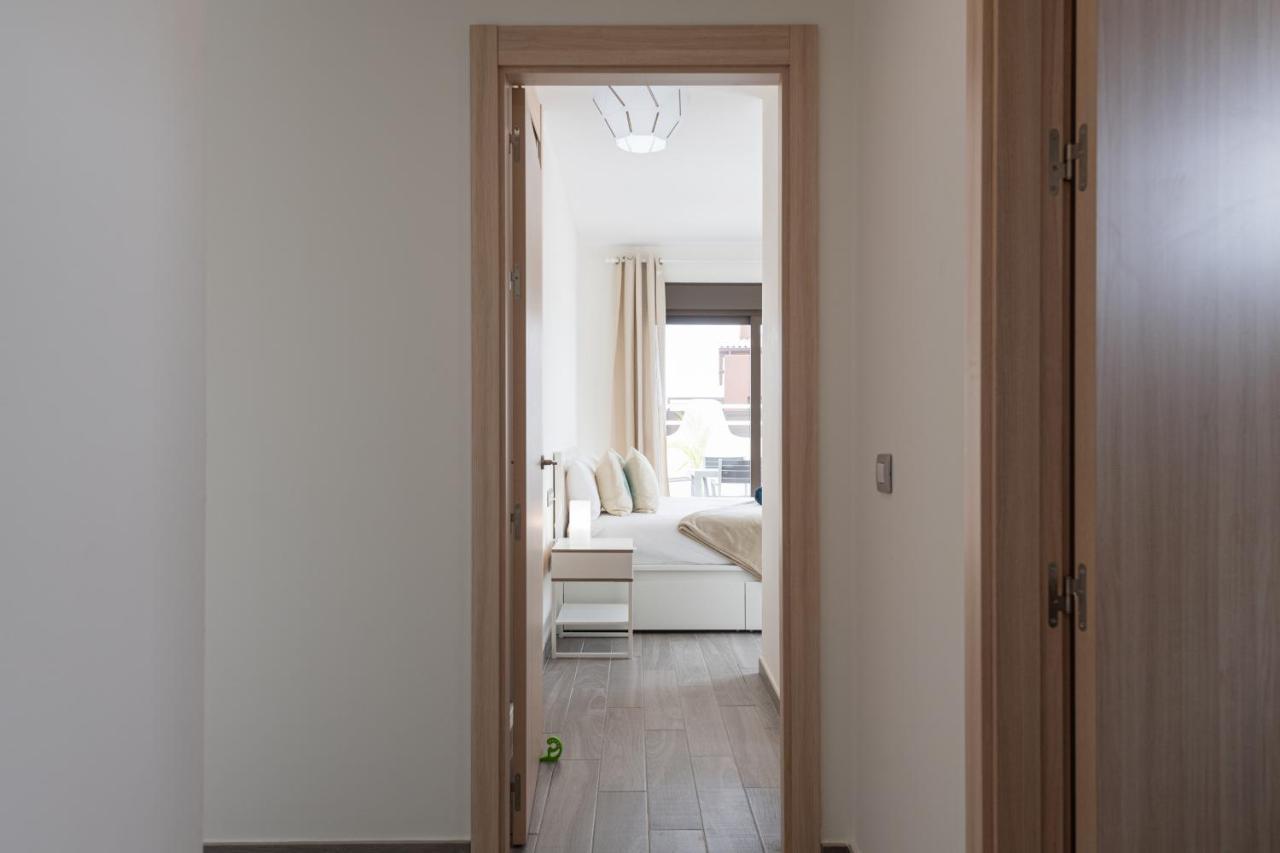Homeforguest Flat With Large Terrace In Modern Residential Complex With Swimming Pool Caleta De Fuste Kültér fotó