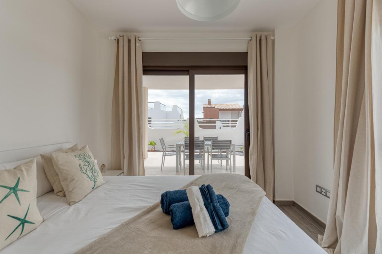 Homeforguest Flat With Large Terrace In Modern Residential Complex With Swimming Pool Caleta De Fuste Kültér fotó